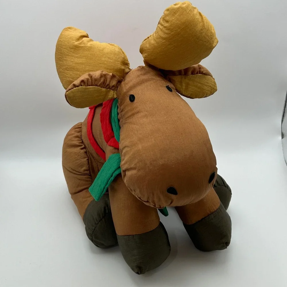 Vintage Department 56 Nylon Plush Moose Stuffed Animal Christmas Winter‎